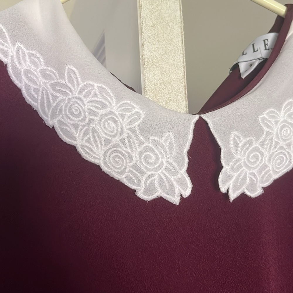 Collared Shift Dress - Picture 2 of 3